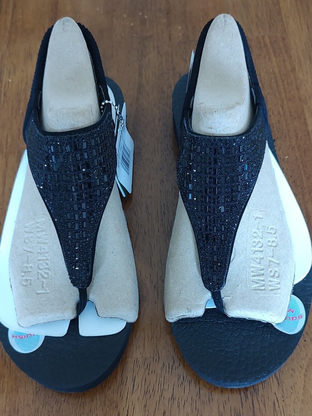 Sketchers Meditation Rock Crown Black Sandals - Women's Size 8